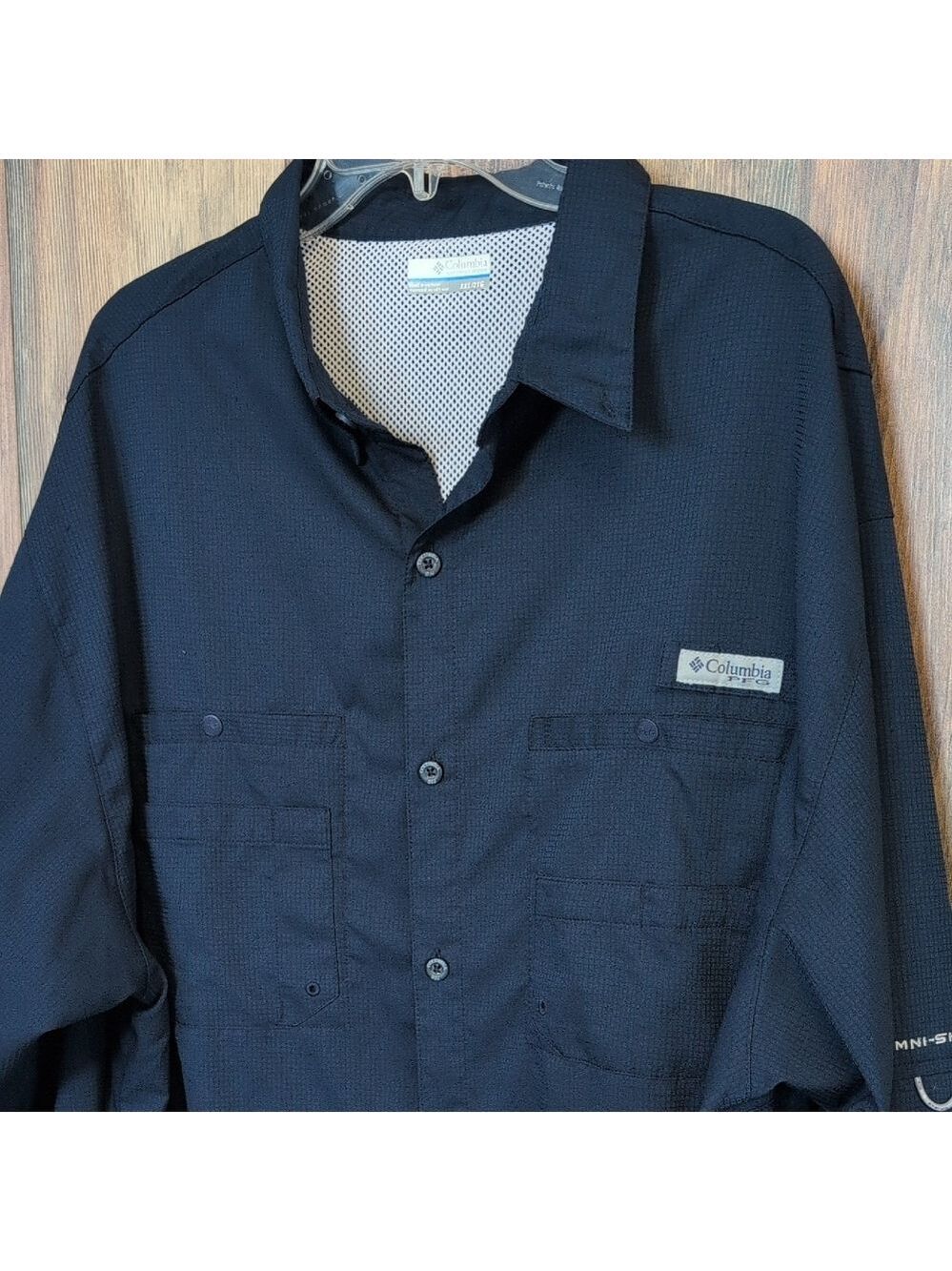 Columbia Navy PFG Button Down Shirt XXL               M559